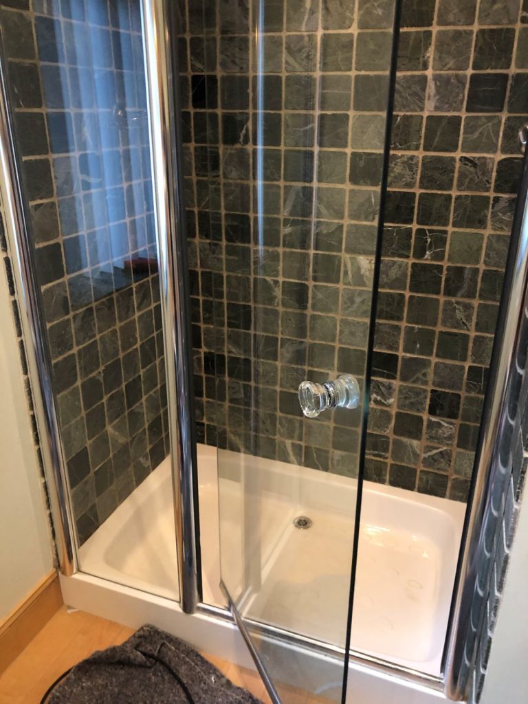 glass shower door screen polished limescale and cleaned
